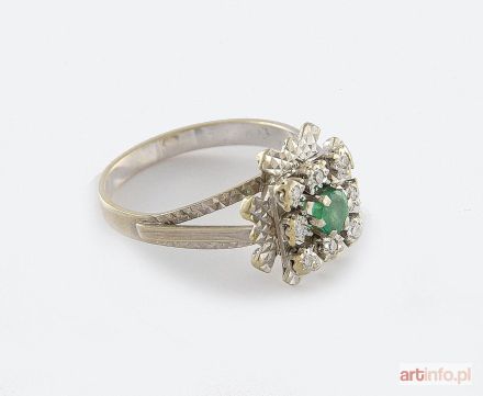 Pierścionek ze szmaragdem