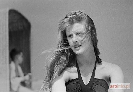 PLEWIŃSKI Wojciech | Beata Tyszkiewicz, plaża w Sopocie, festiwal jazzowy, 1957