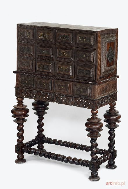 Kabinet typu „bargueno”